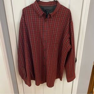 Van Heusen Men's Red Plaid Button Down Shirt‎